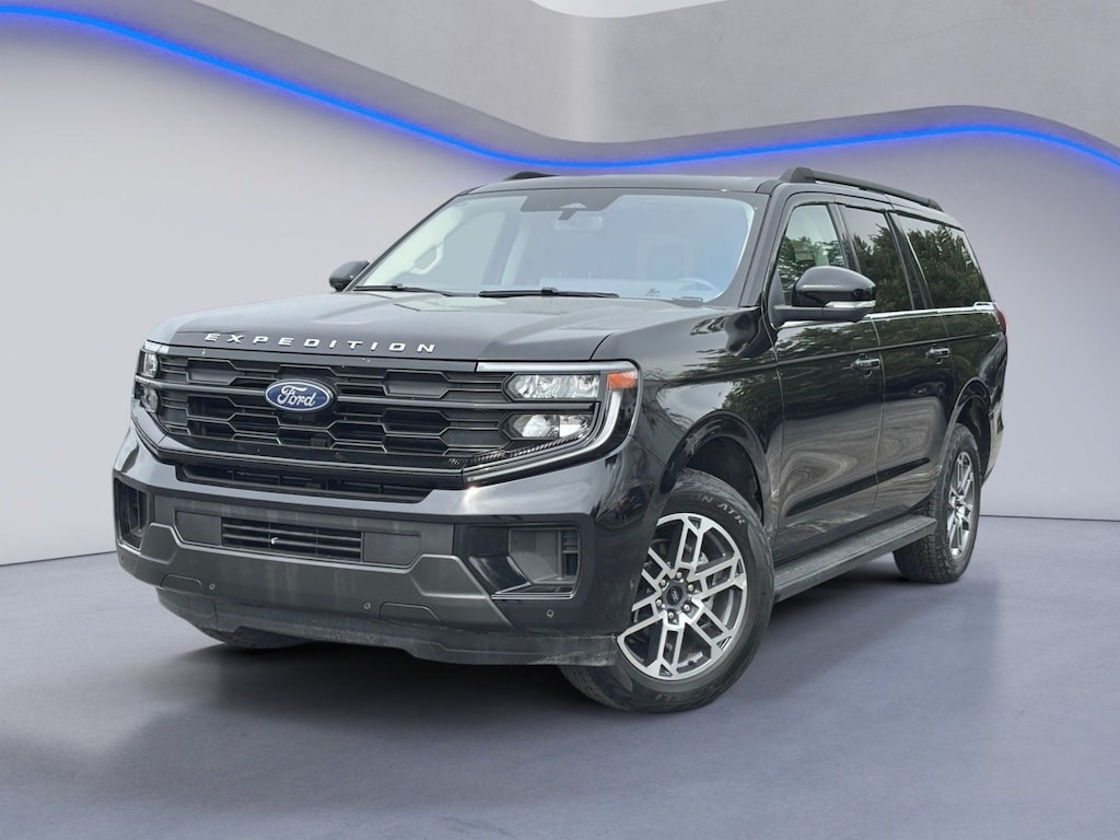 Used 2025 Ford Expedition Max Active SUV