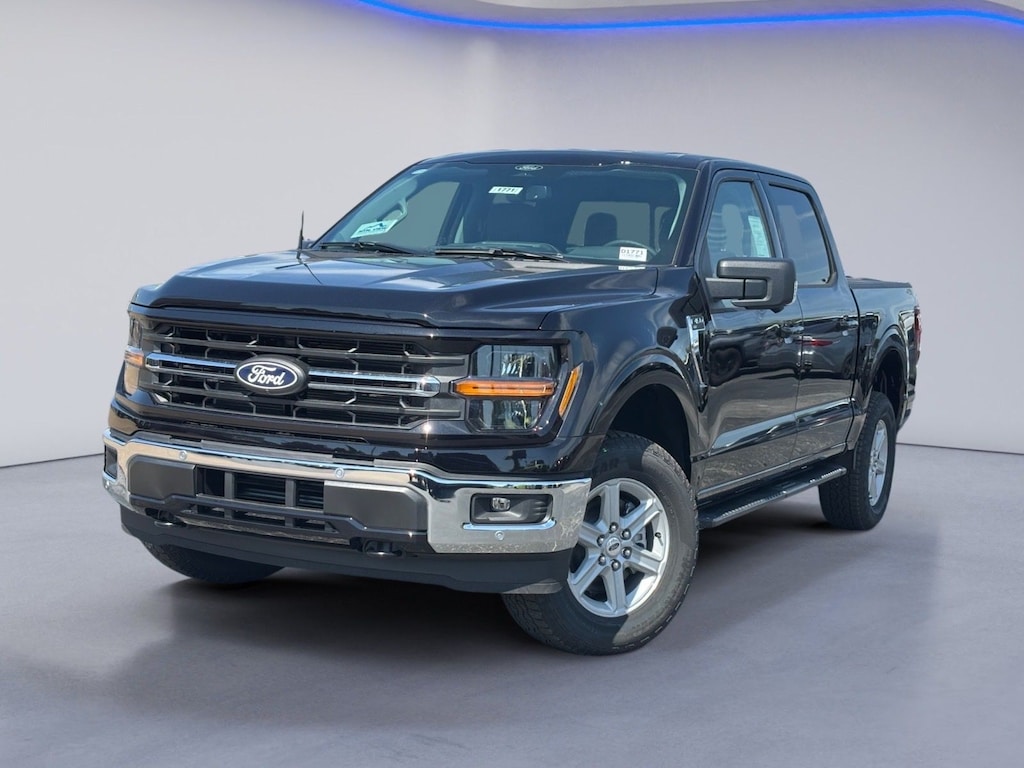 New 2026 Ford F-150 XLT Truck SuperCrew