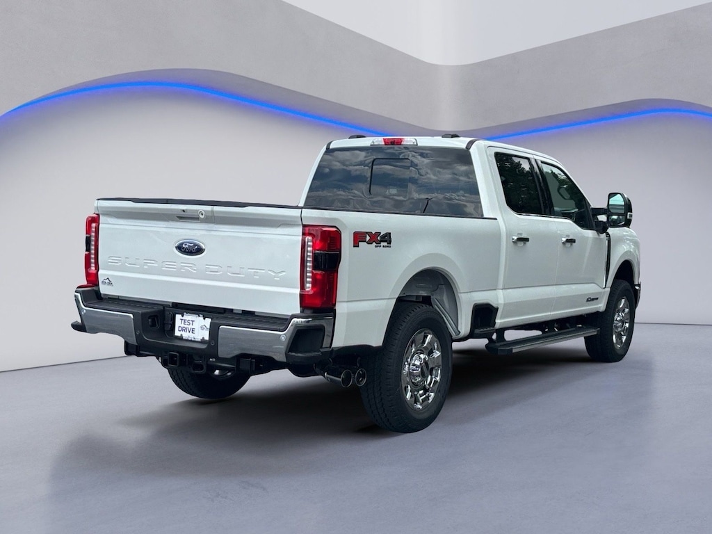 New 2026 Ford F-250 Lariat Truck Crew Cab