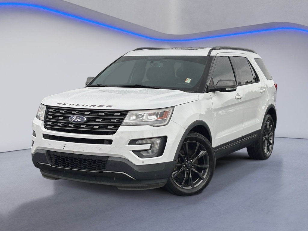 Used 2017 Ford Explorer XLT SUV