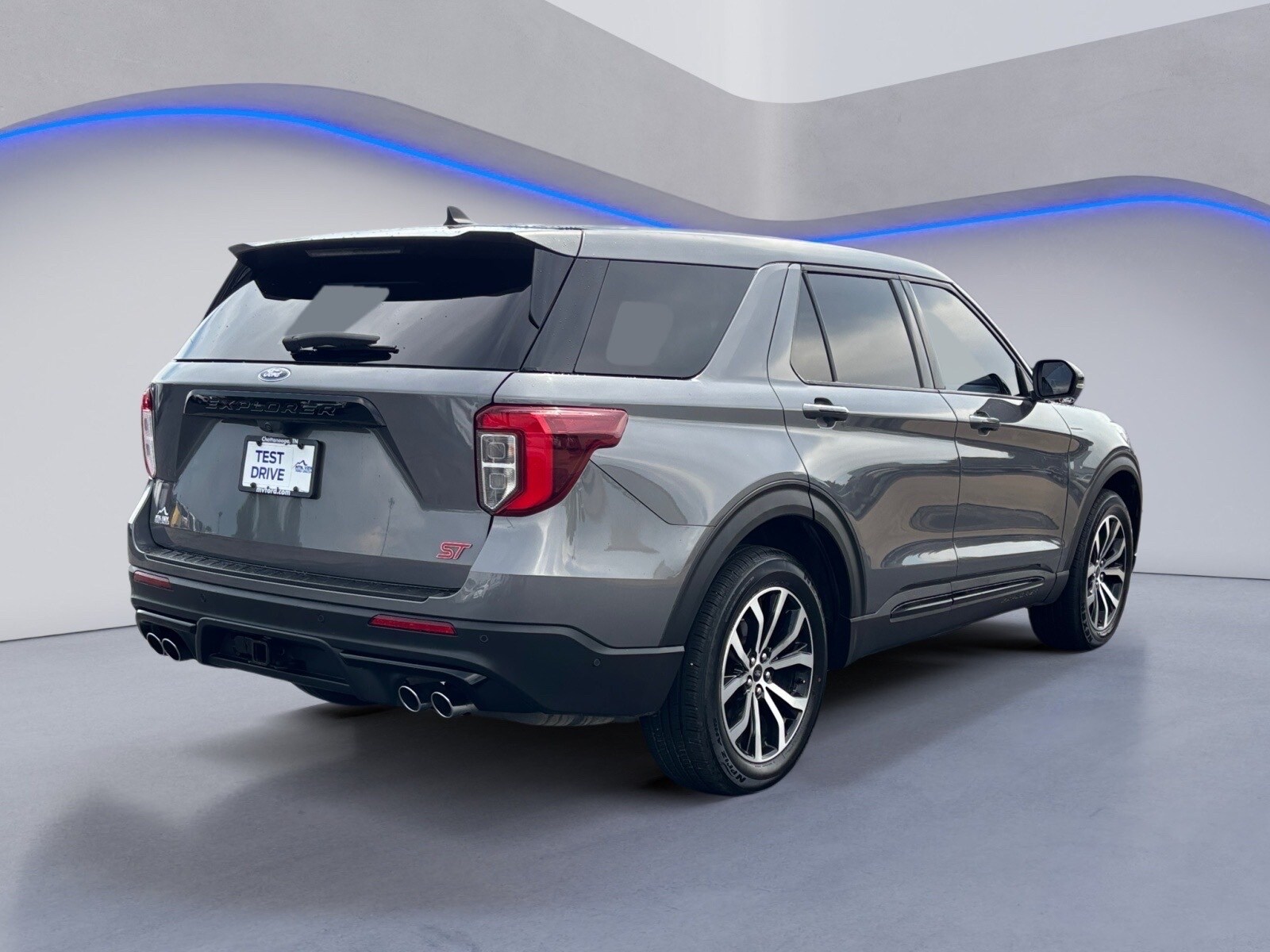 2021 Ford Explorer ST photo 3