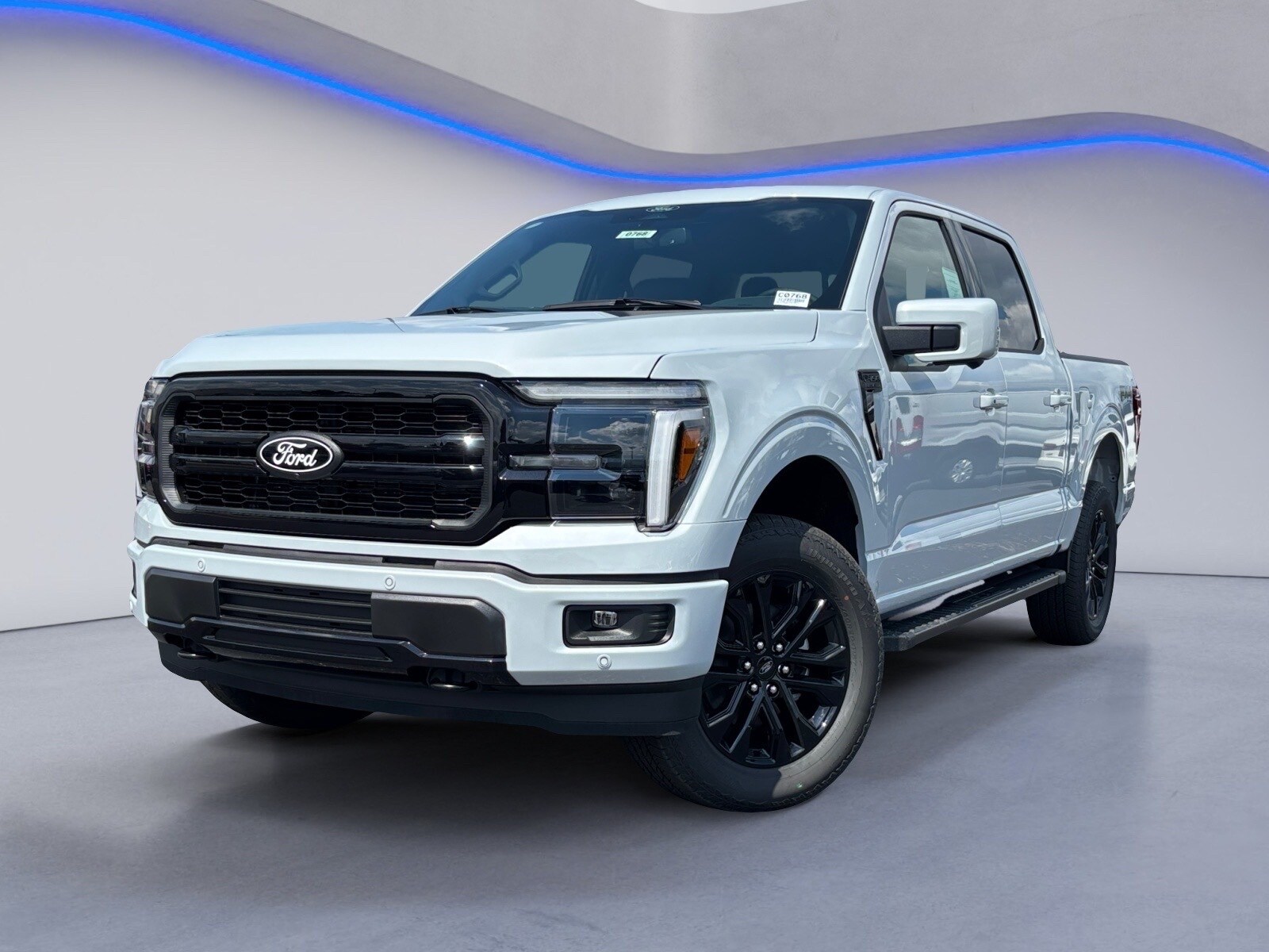 2025 Ford F-150 Lariat photo 2