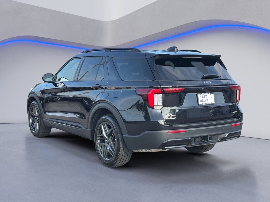 Certified 2025 Ford Explorer ST-Line SUV