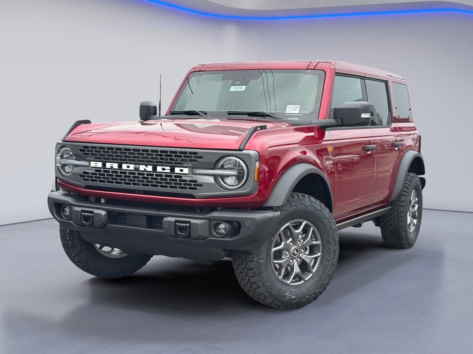 2025 Ford Bronco Badlands photo 2