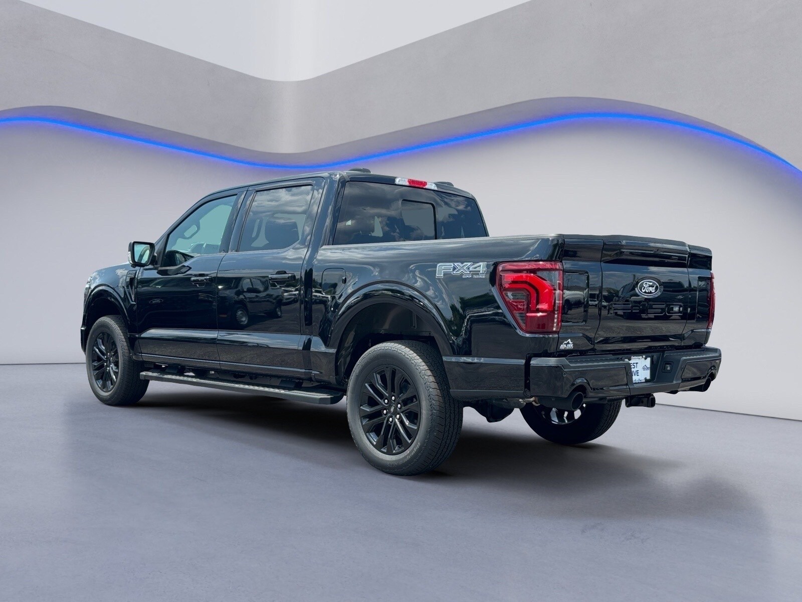 2025 Ford F-150 Lariat photo 4