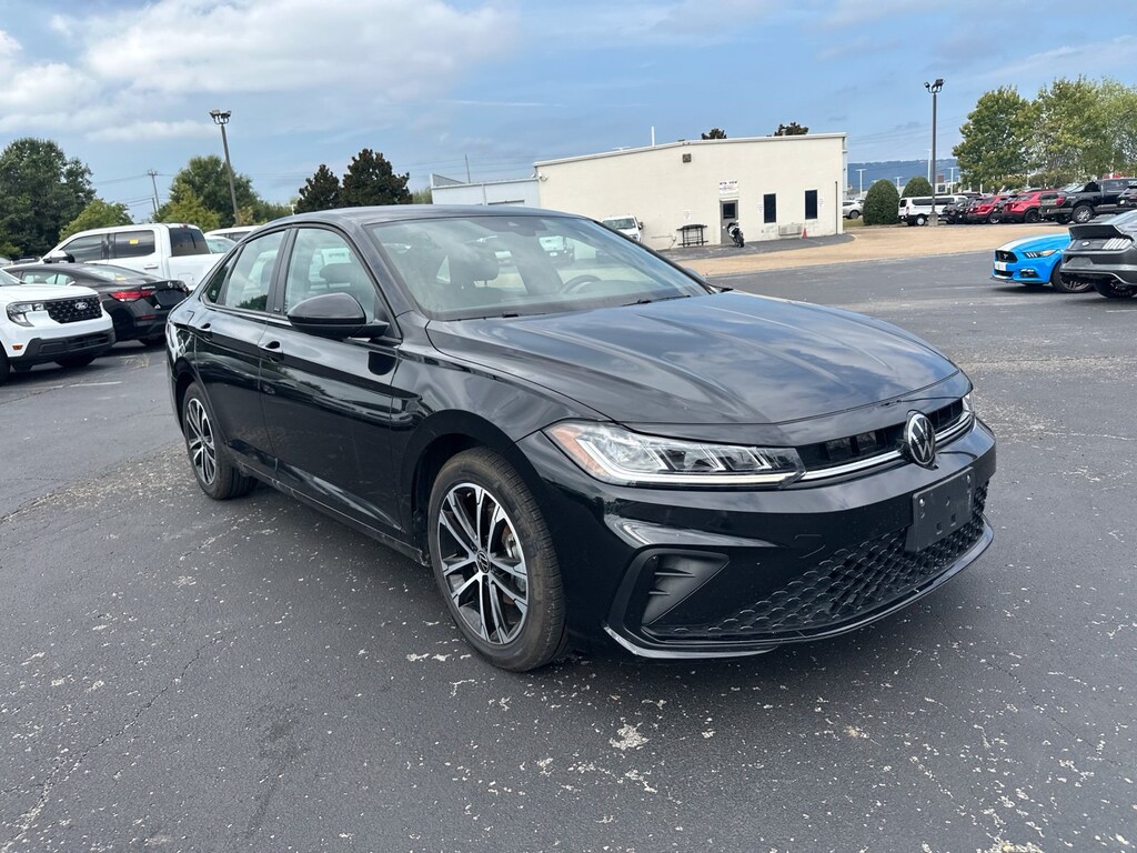 Certified 2025 Volkswagen Jetta 1.5T Sport Sedan