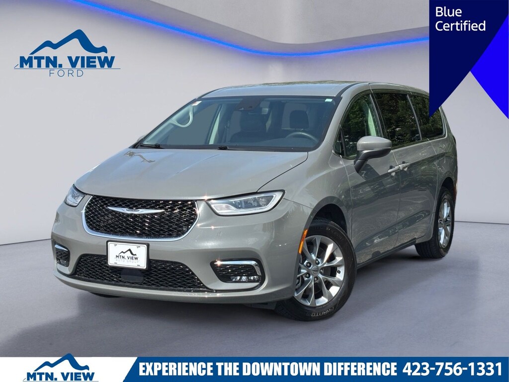 Certified 2023 Chrysler Pacifica Touring L Minivan/Van