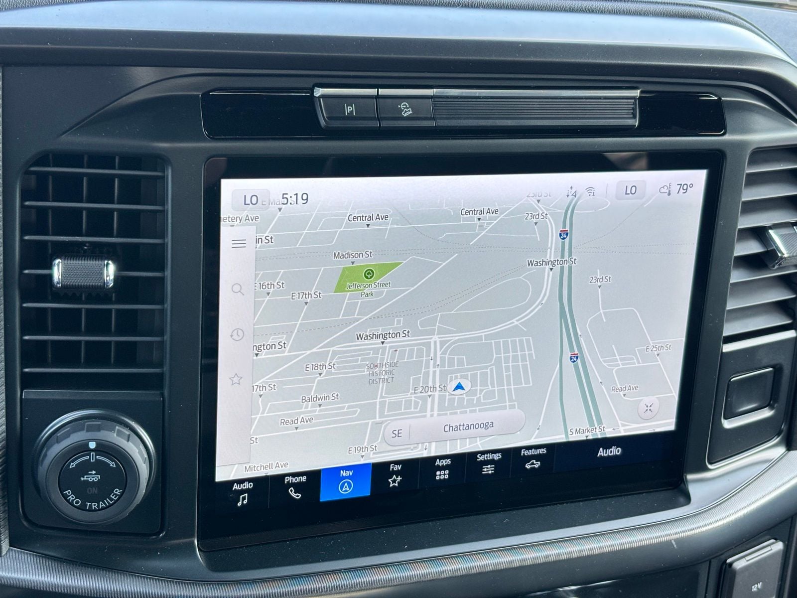 2025 Ford F-150 Lariat - Photo 18