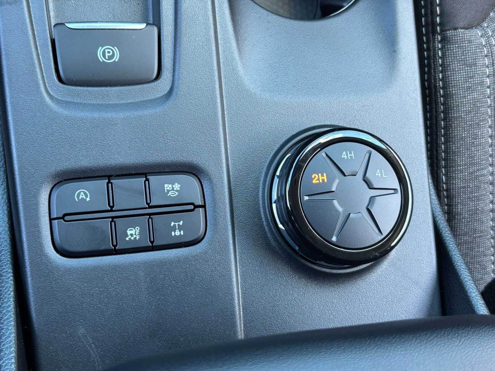 2025 Ford Ranger XL photo 4