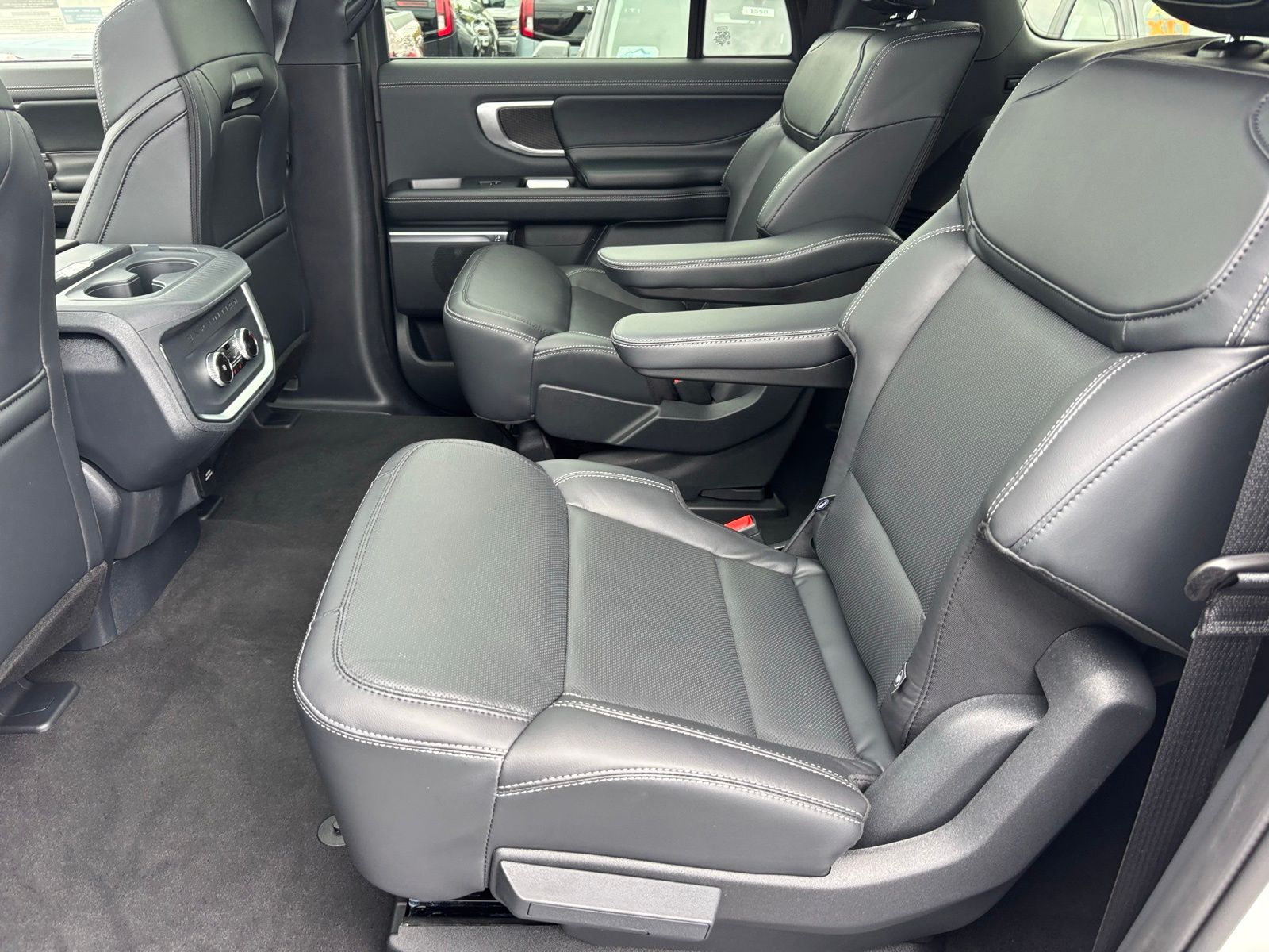 2025 Ford Expedition MAX Platinum - Photo 14