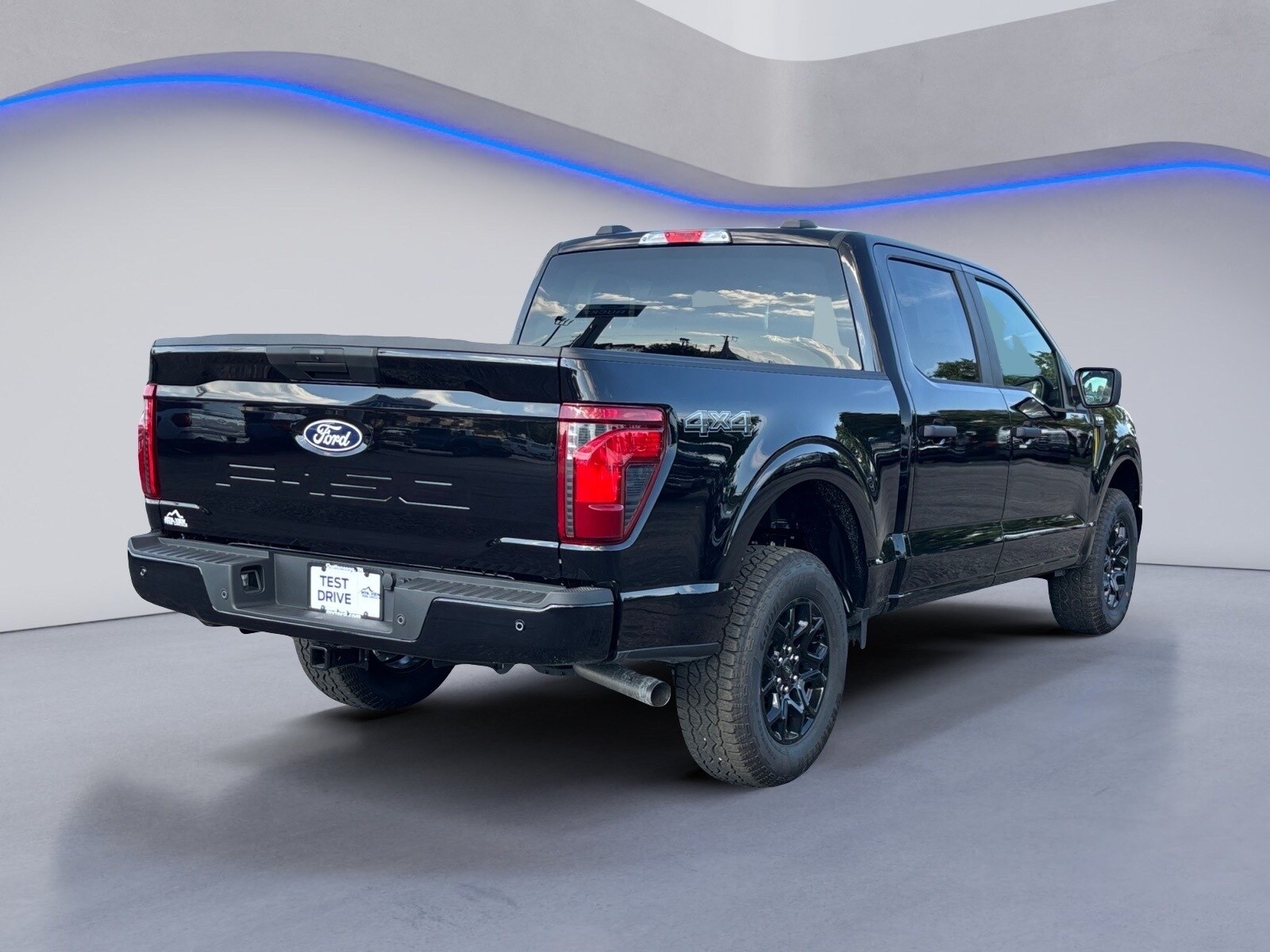 2025 Ford F-150 STX photo 4