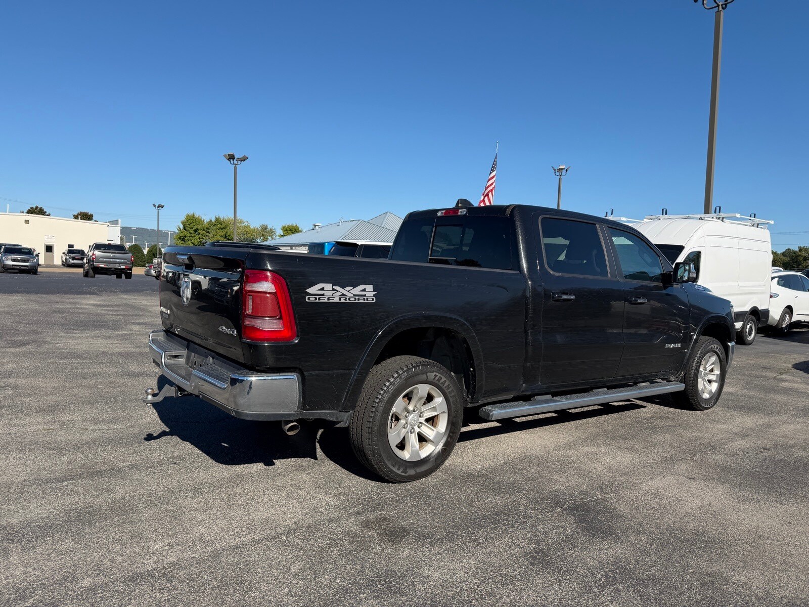 2022 Ram 1500 Laramie photo 2