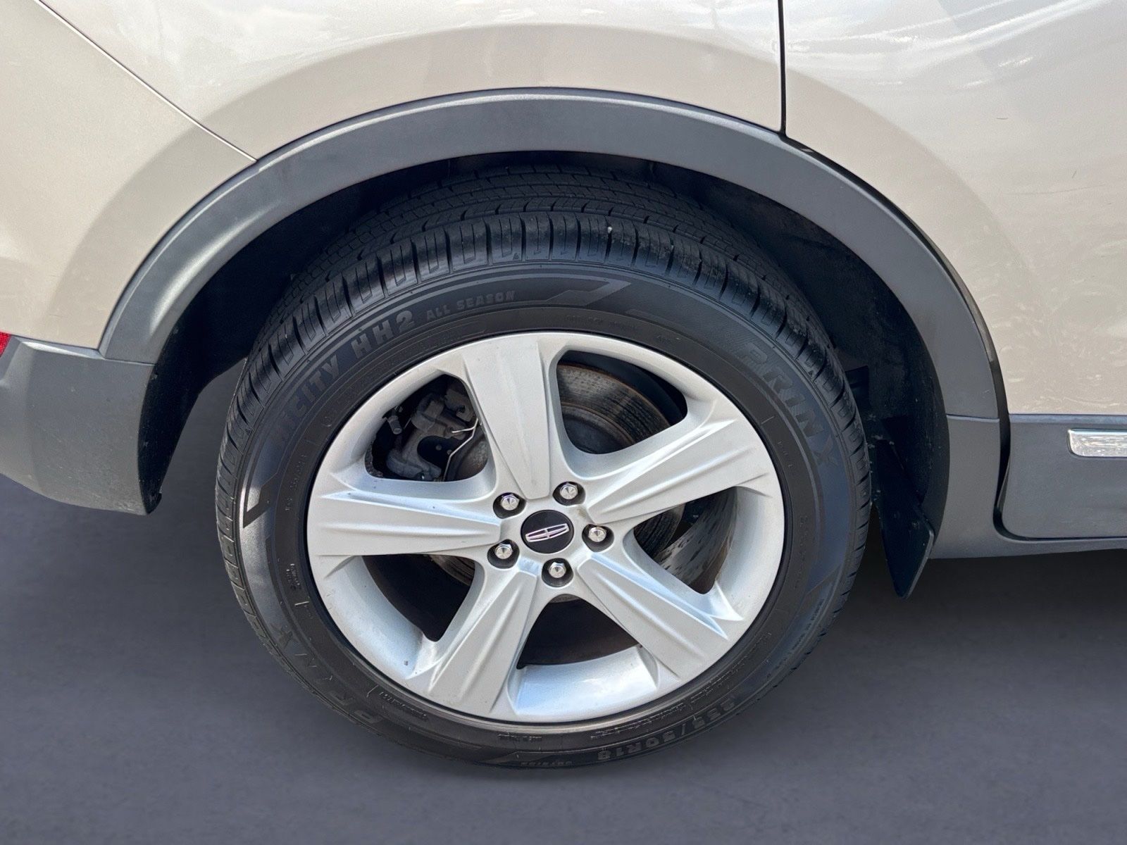 Photo 9