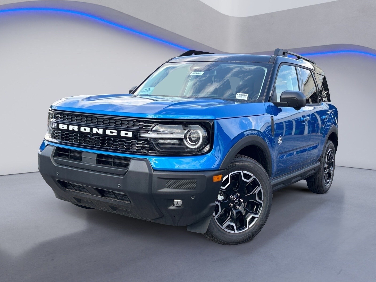 2025 Ford Bronco Sport Outer Banks photo 2