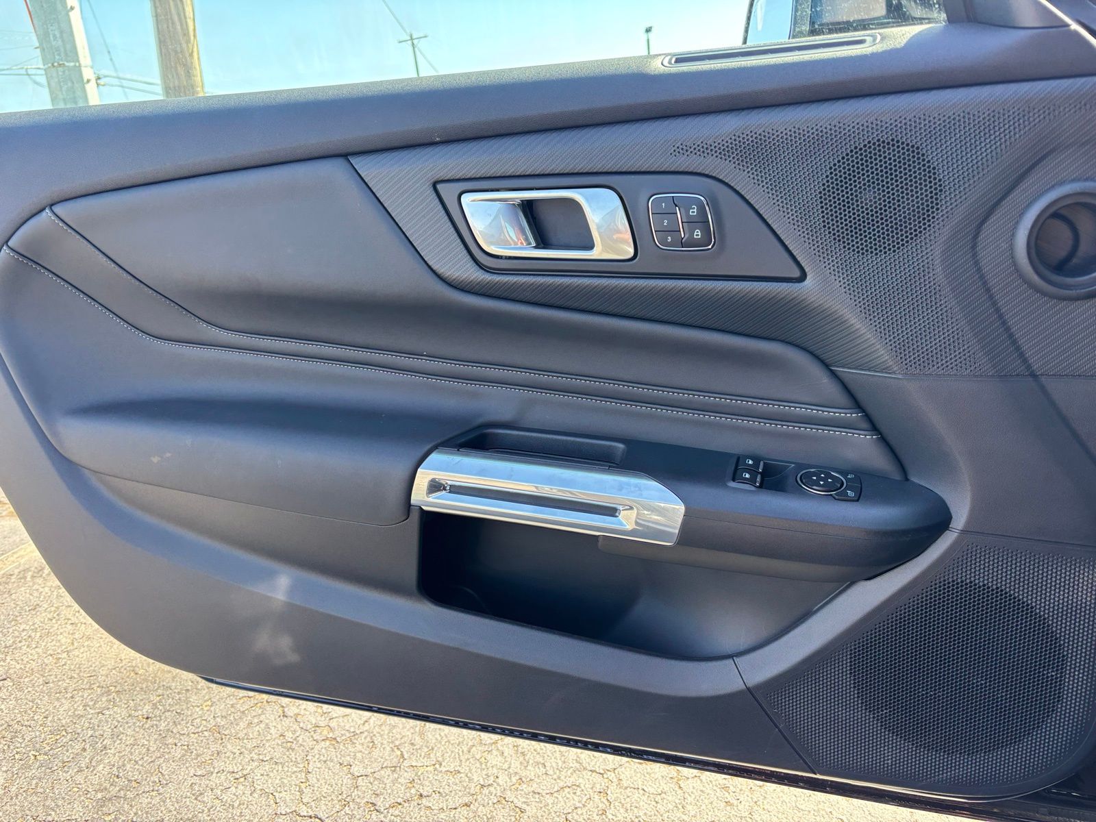 2025 Ford Mustang GT Premium Fastback - Photo 16