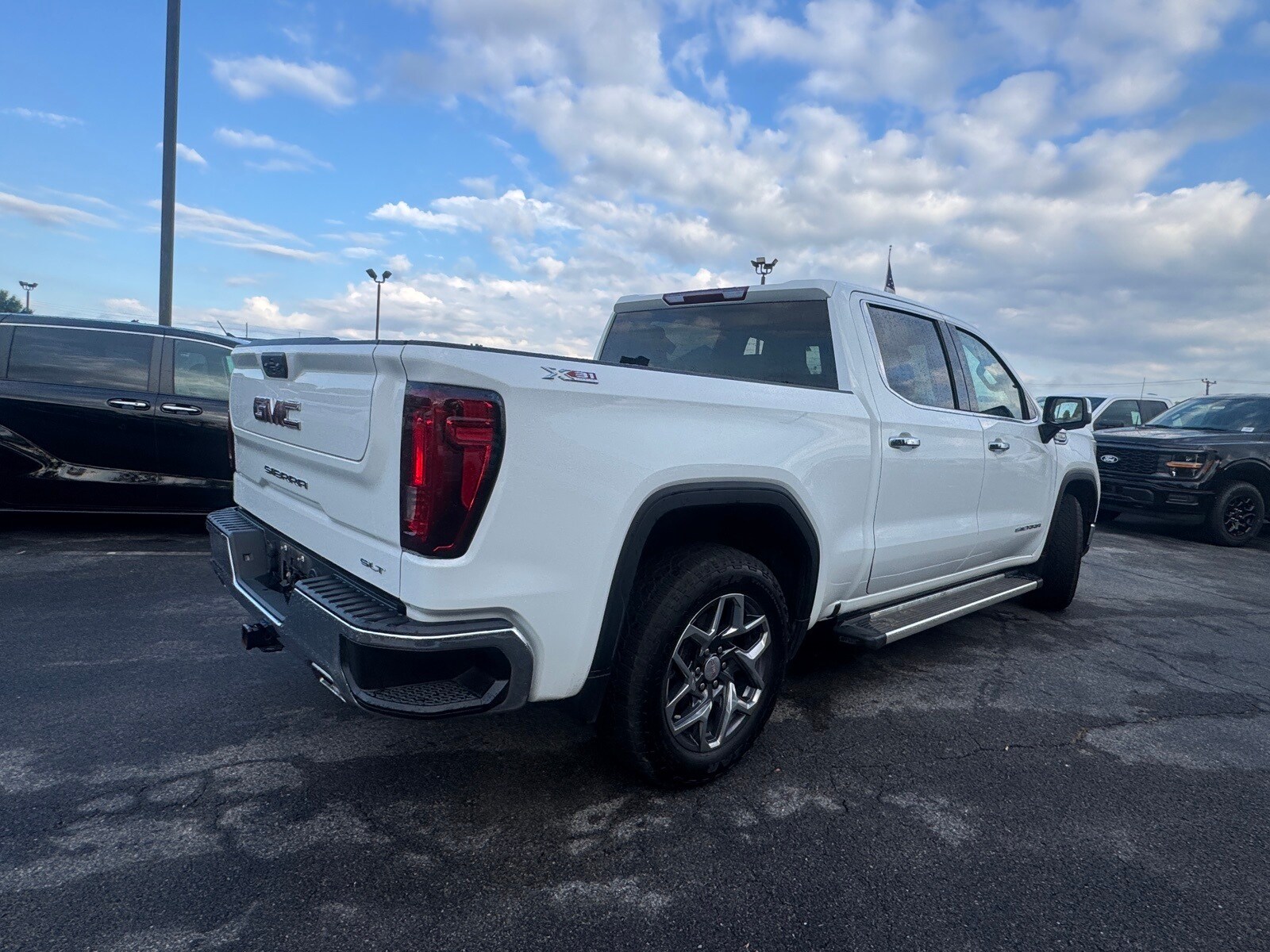 2022 Gmc Sierra 1500 SLT photo 3