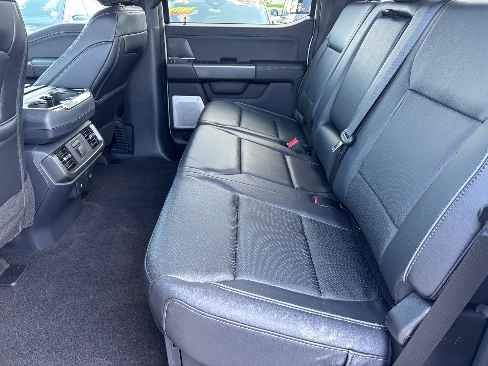 2025 Ford F-150 Lariat - Photo 14