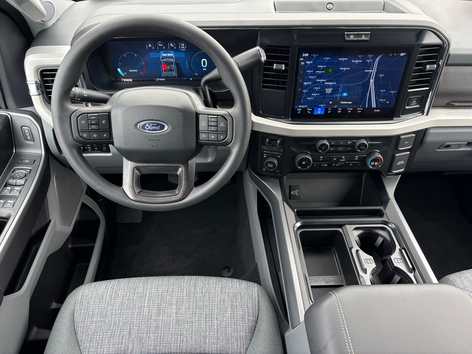 2026 Ford F-350 XLT photo 3