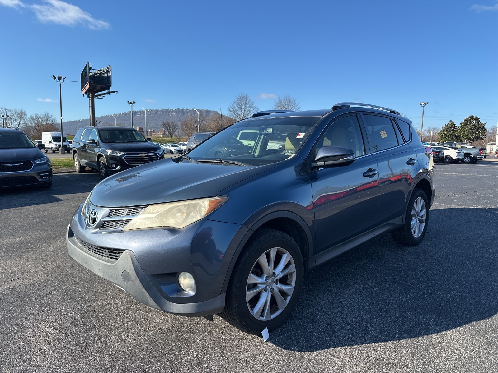 2013 Toyota RAV4 Limited's photo