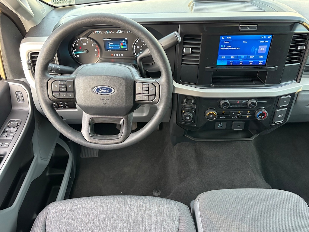 New 2026 Ford F-350 XL Truck Crew Cab