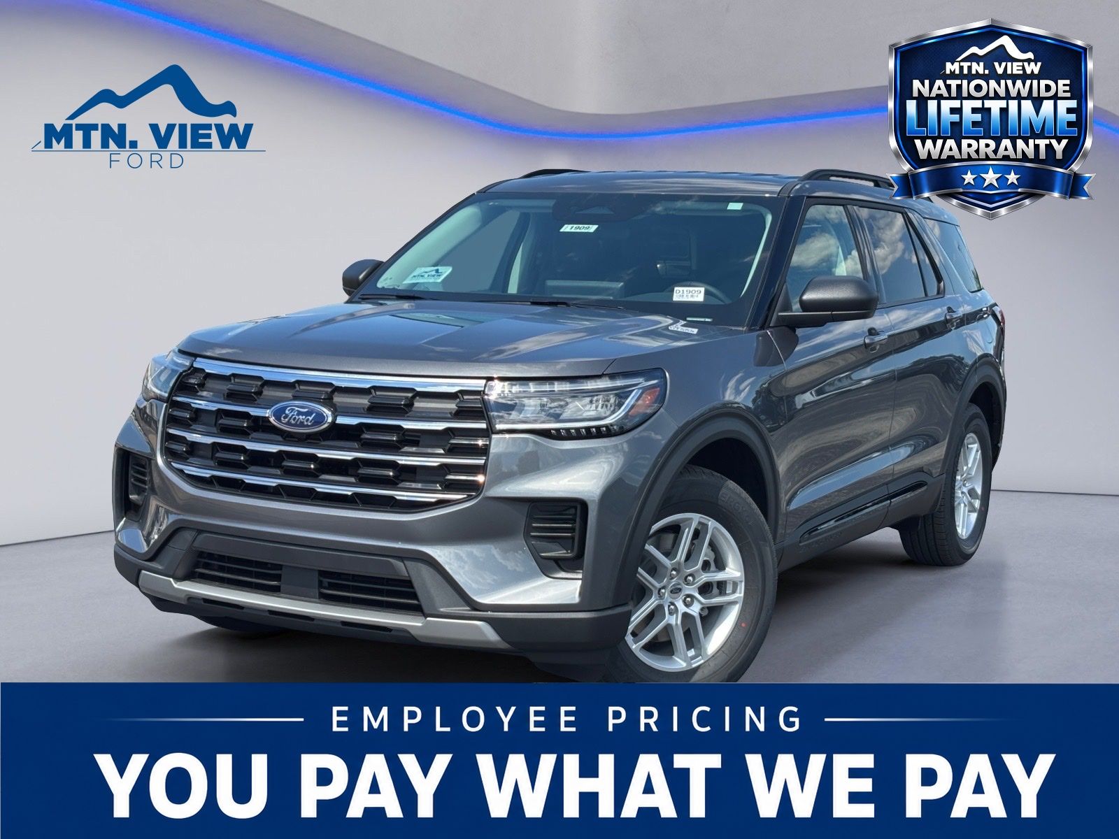 2026 Ford Explorer's photo