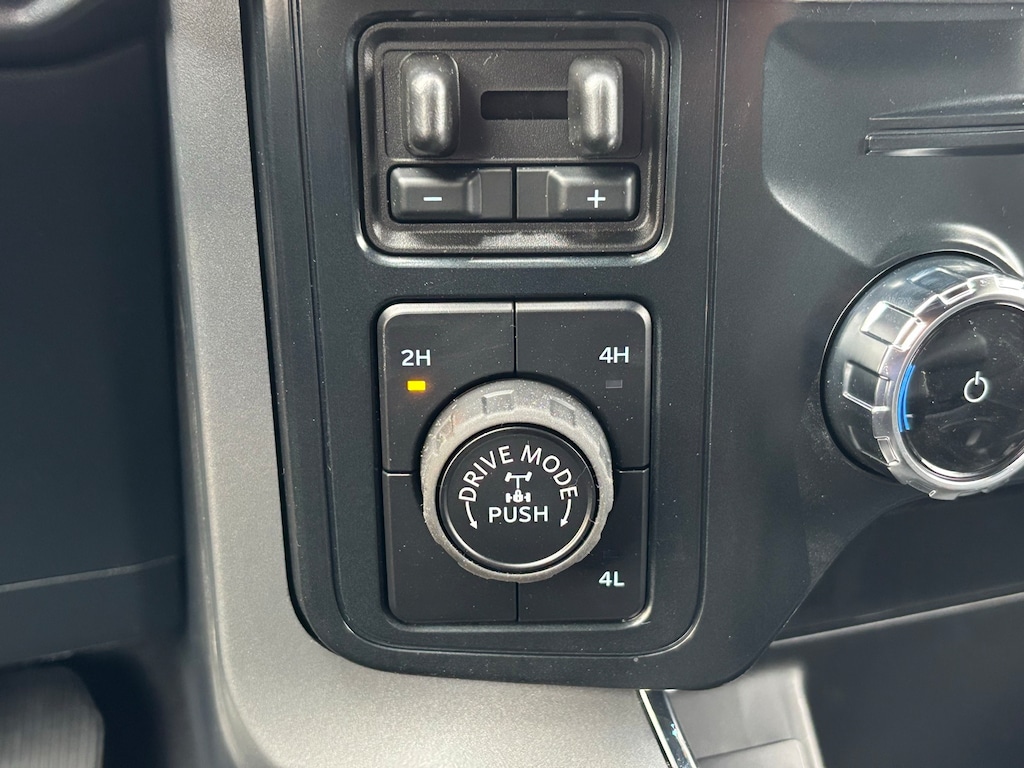 New 2026 Ford F-150 XLT Truck SuperCrew