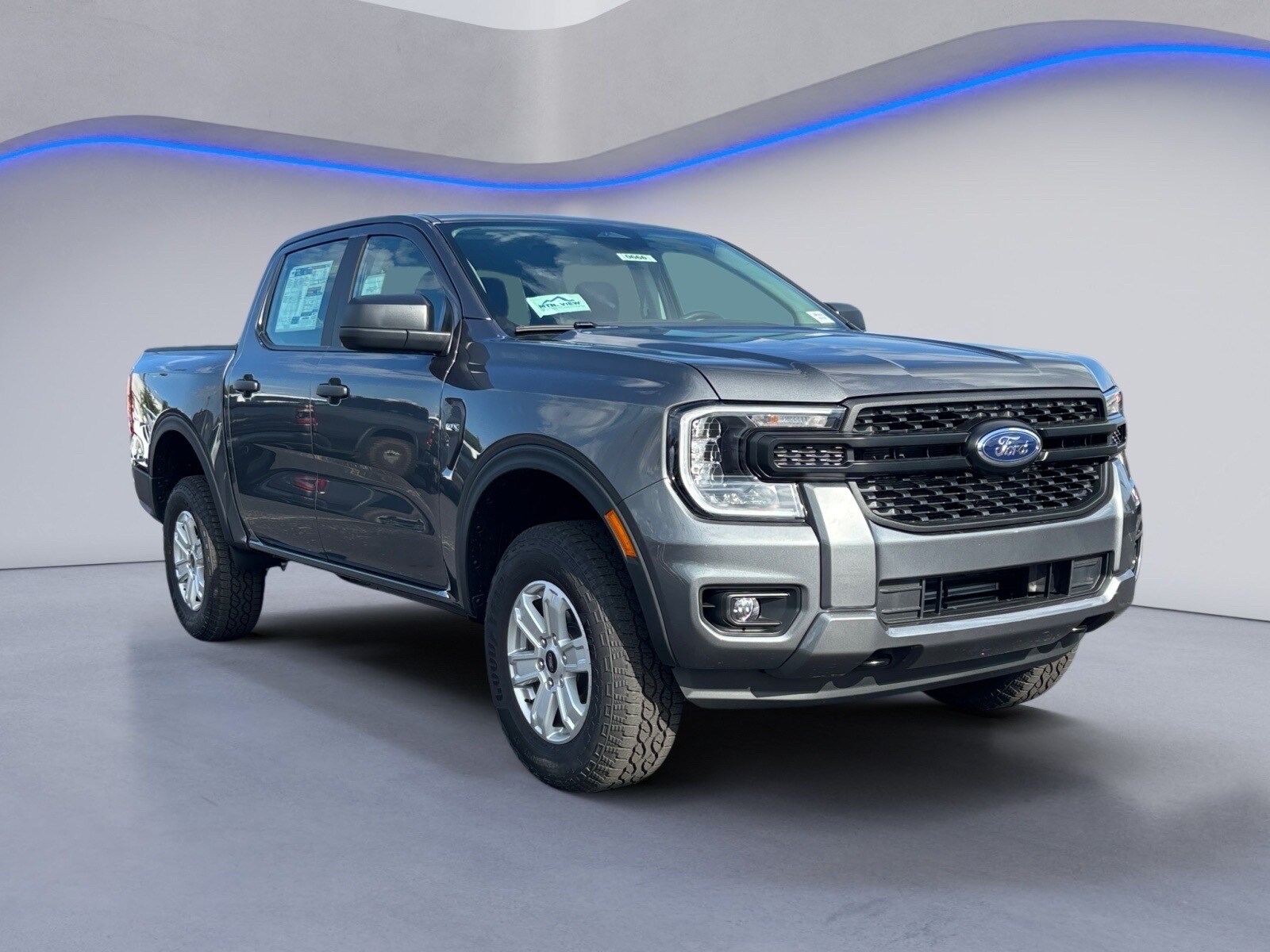 2025 Ford Ranger XL photo 3