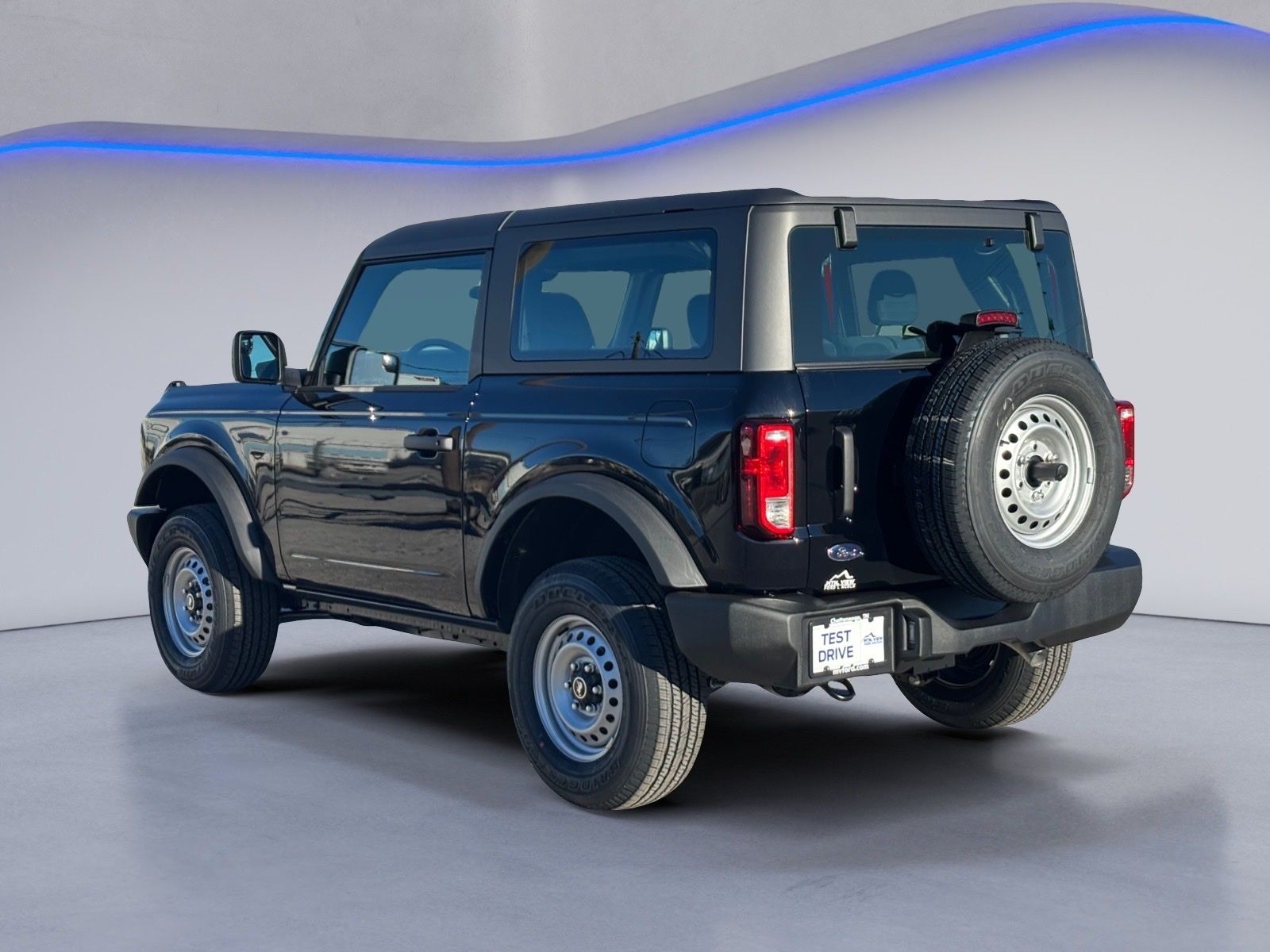 2025 Ford Bronco 2-Door Base - Photo 10