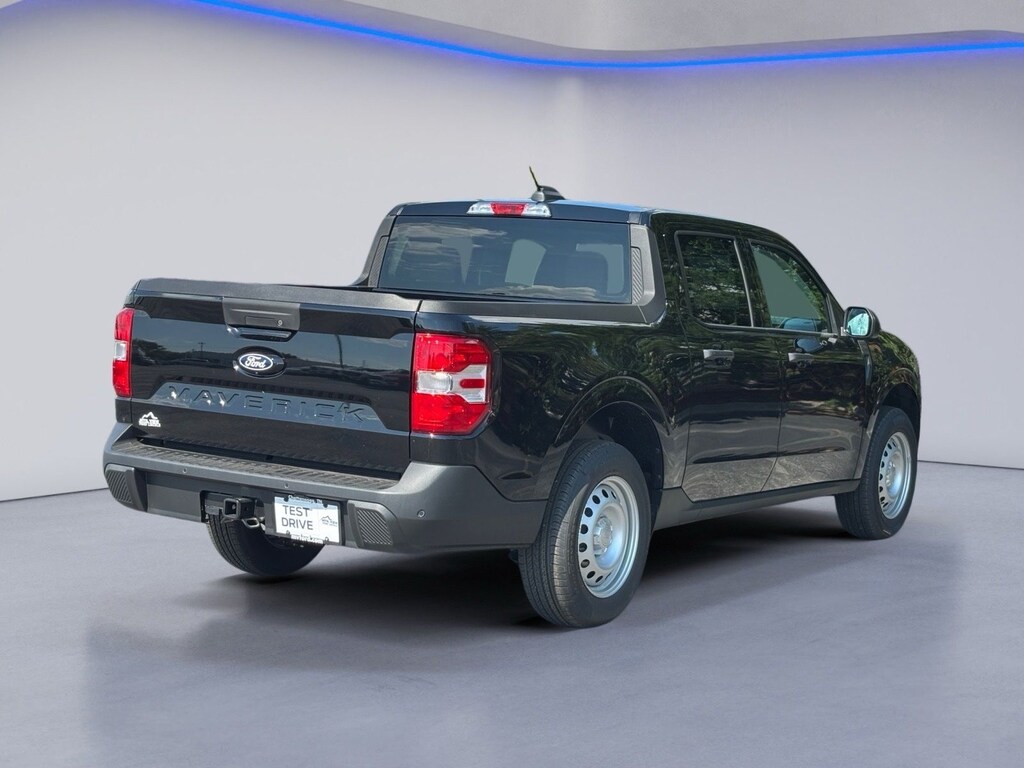 New 2026 Ford Maverick XL Truck Crew Cab