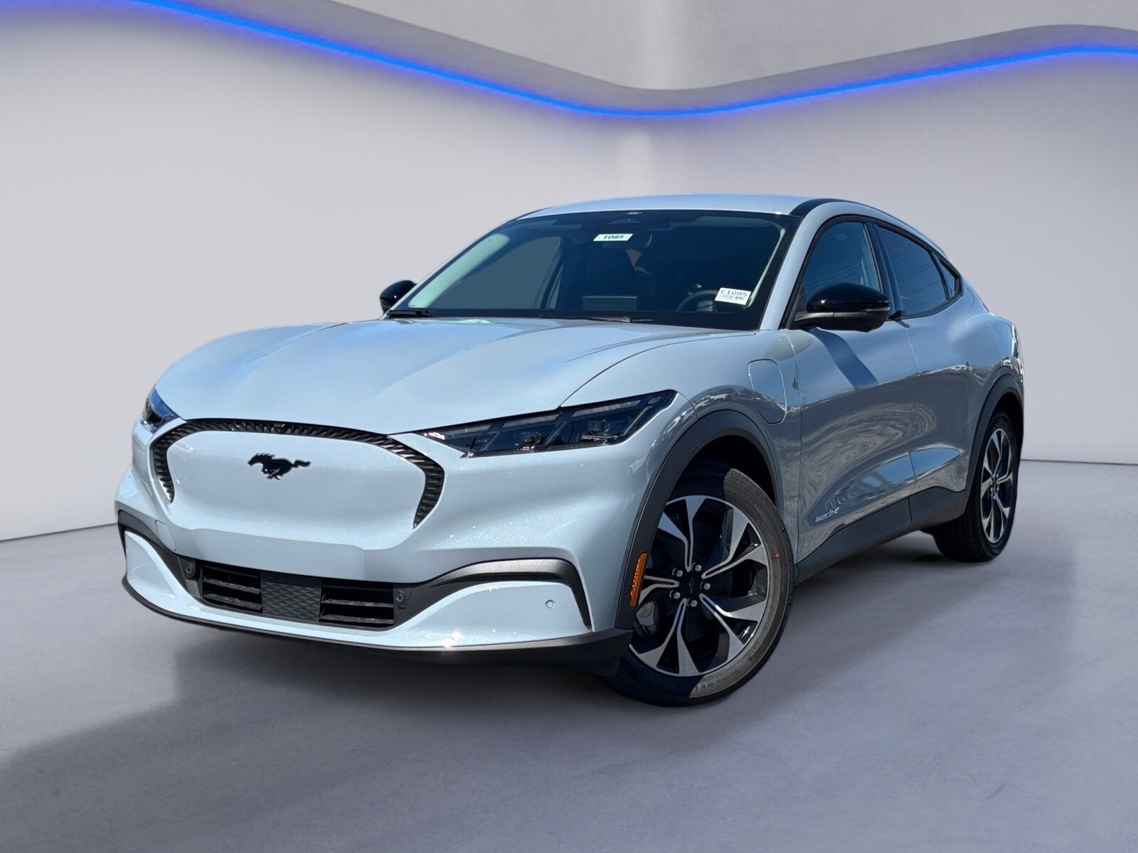 2025 Ford Mustang Mach-E Select photo 2