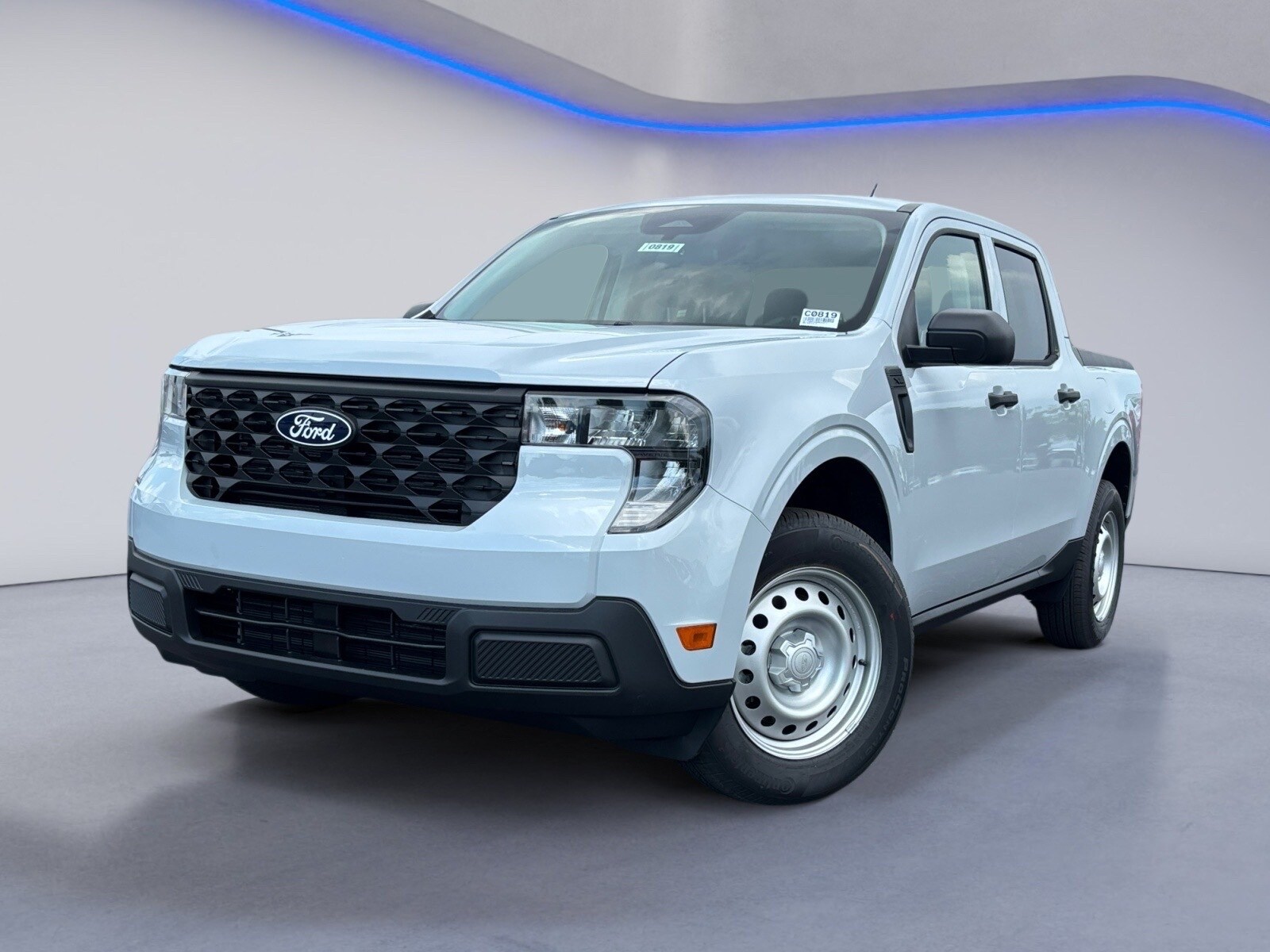 2025 Ford Maverick XL photo 2