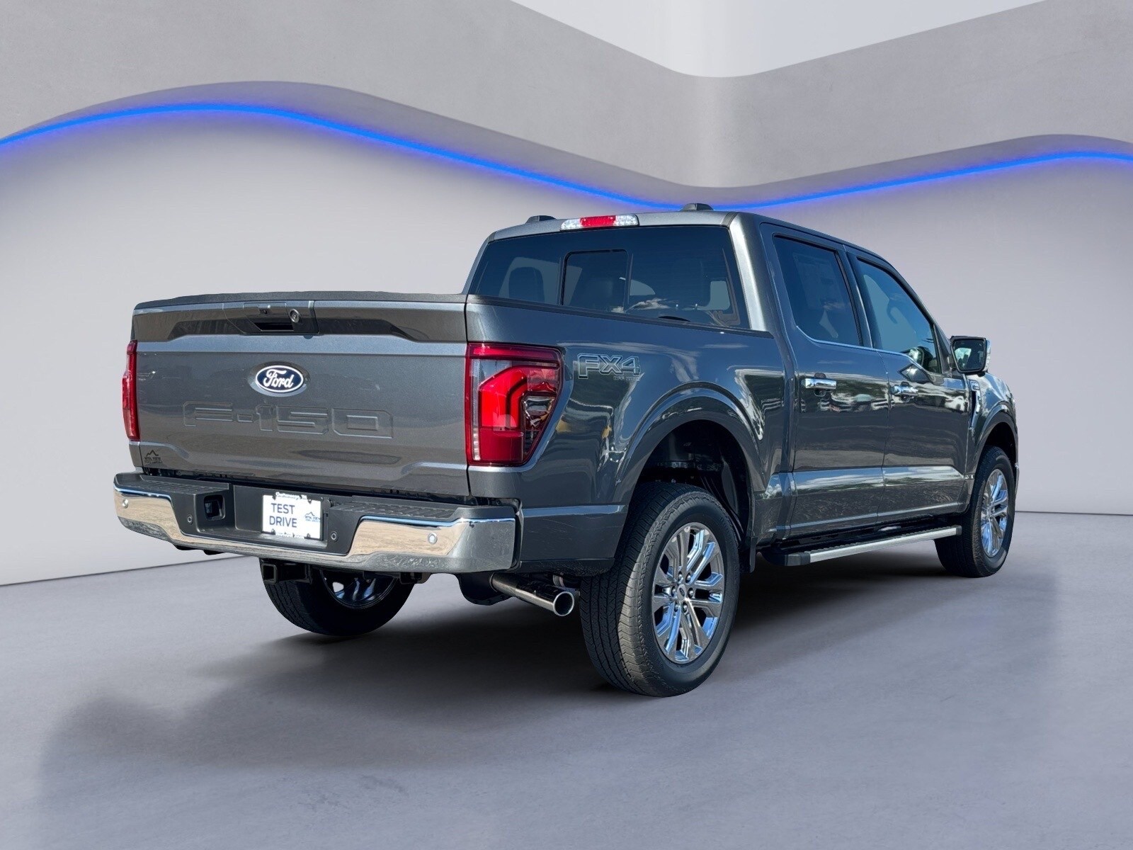 2025 Ford F-150 Lariat photo 4