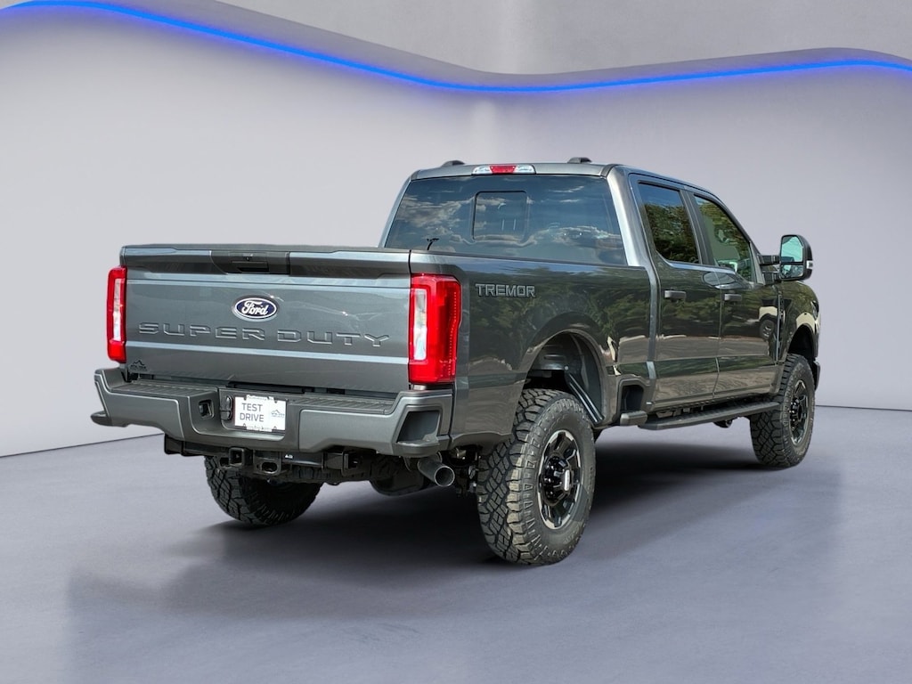 New 2027 Ford F-250 XL Truck Crew Cab