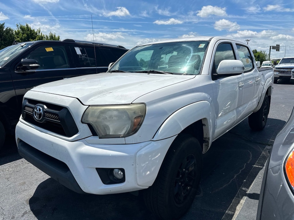 Used 2015 Toyota Tacoma Base V6 Truck