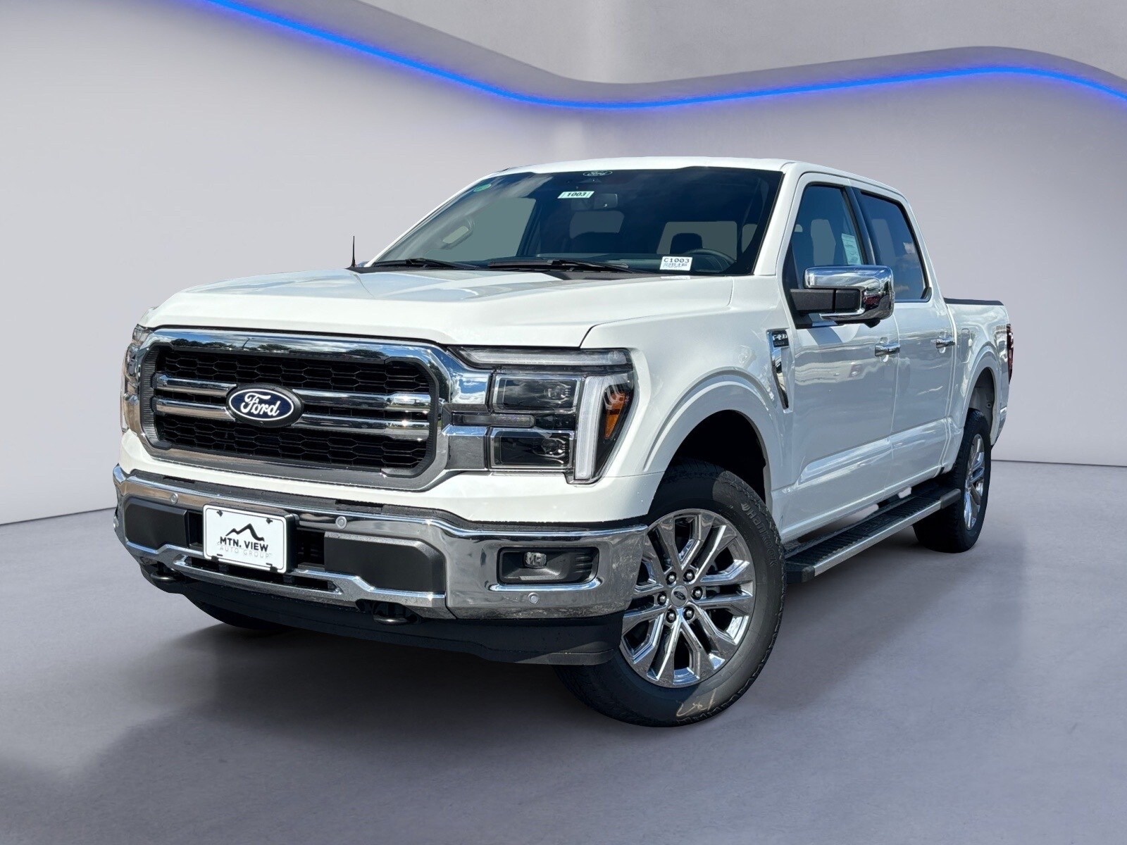 2025 Ford F-150 Lariat photo 2