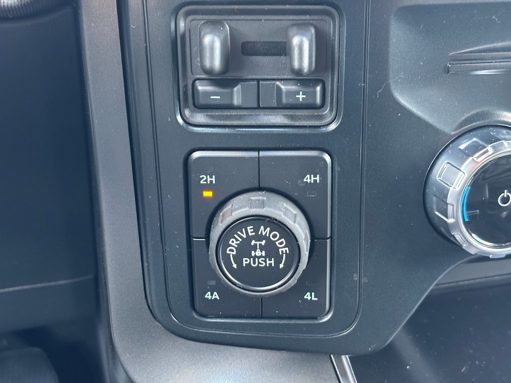 Certified 2025 Ford F-150 Lariat Truck