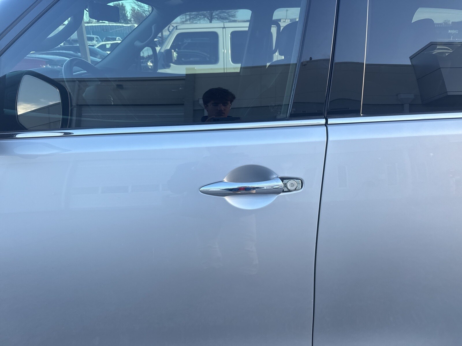 2020 Infiniti QX80 Luxe photo 3