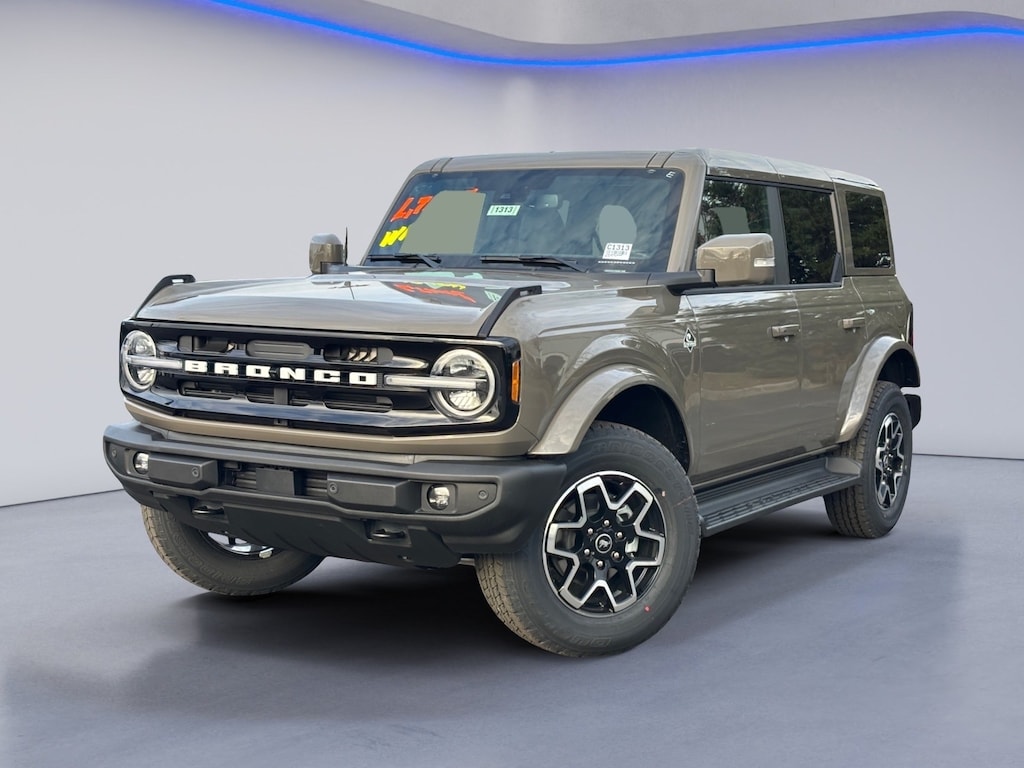 New 2025 Ford Bronco Outer Banks SUV