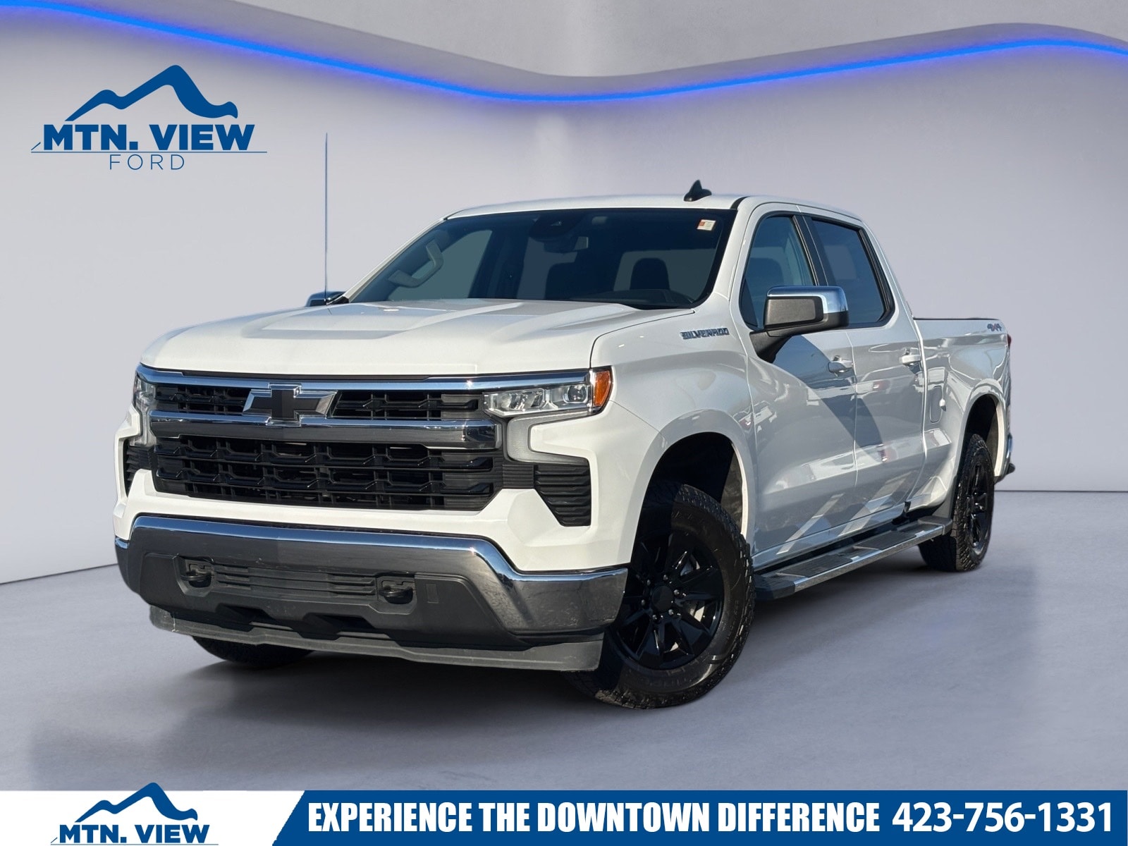 2024 Chevrolet Silverado 1500 LT's photo