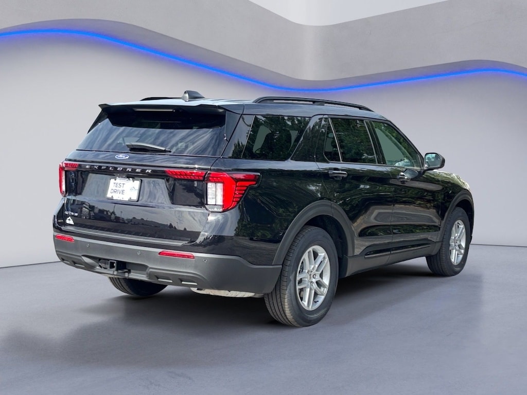 New 2026 Ford Explorer Active SUV