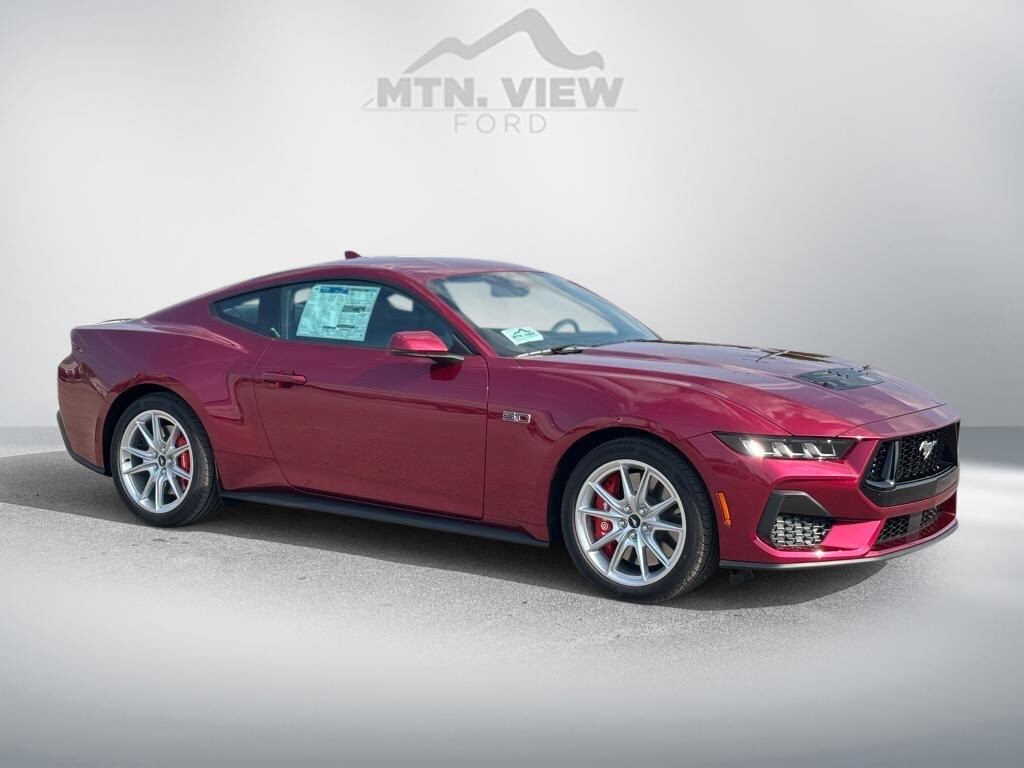 2025 Ford Mustang GT Premium photo 2