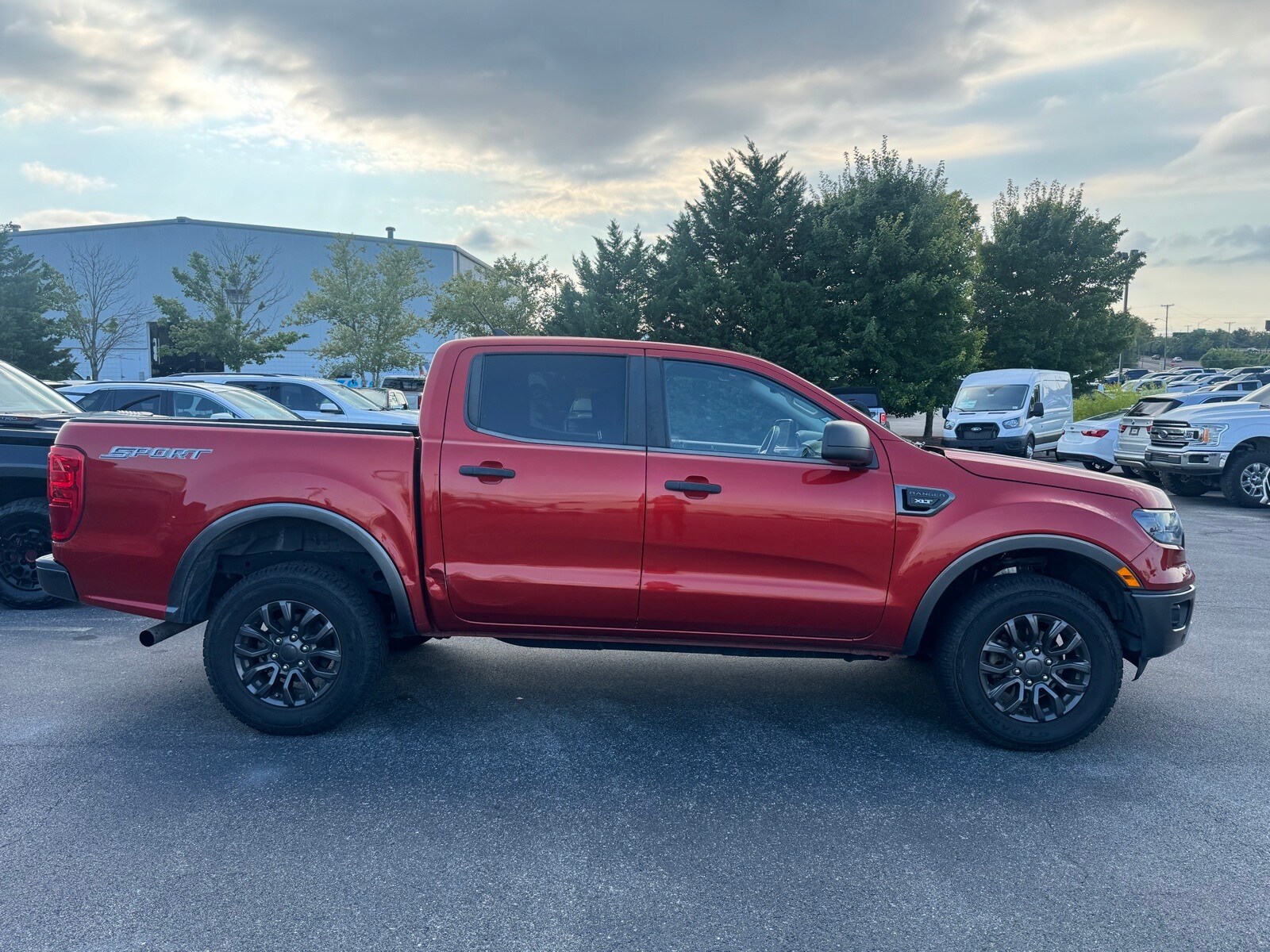2019 Ford Ranger XLT photo 2