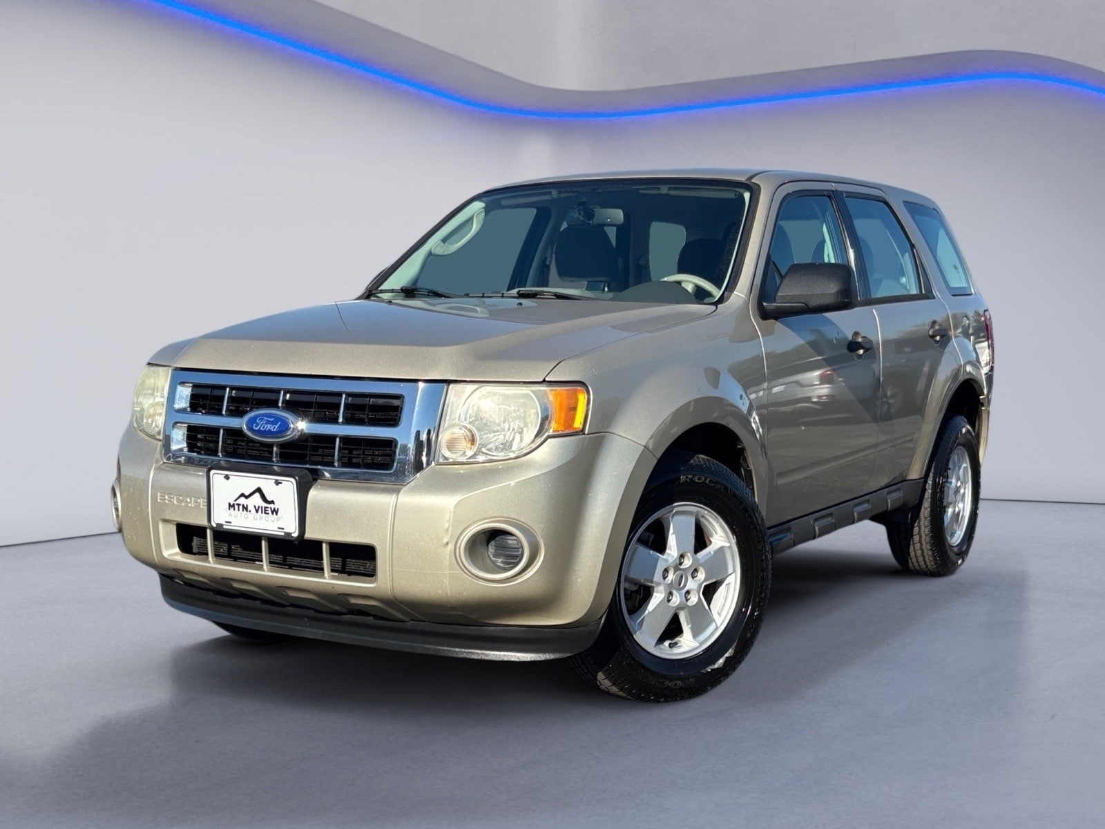 Used 2011 Ford Escape XLS with VIN 1FMCU9C71BKC31605 for sale in Chattanooga, TN