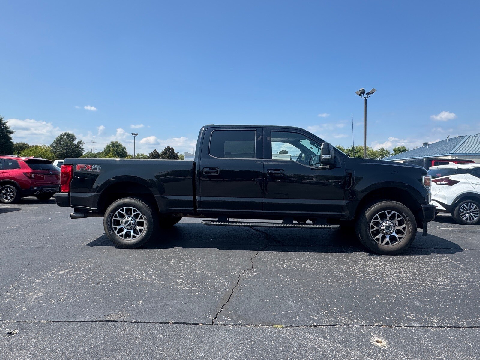 2022 Ford F-250 Lariat photo 2