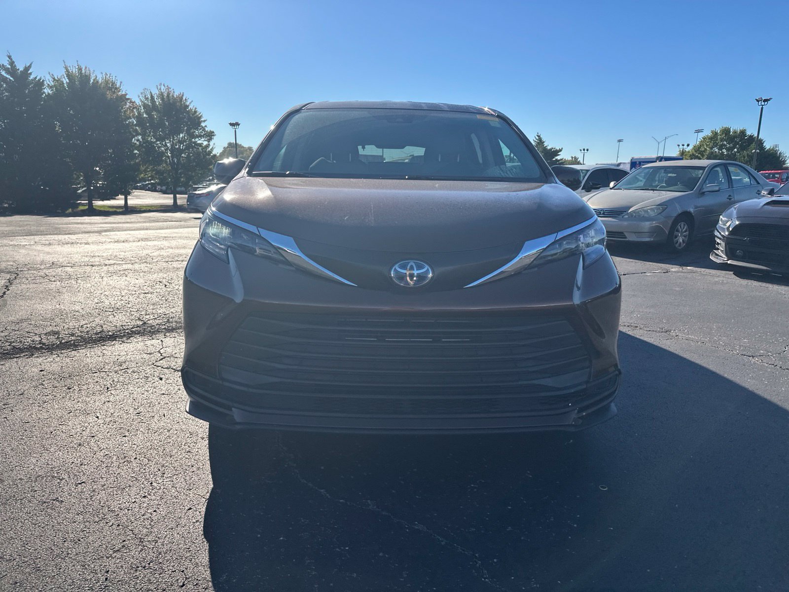 Certified 2024 Toyota Sienna LE 8 Passenger Minivan/Van