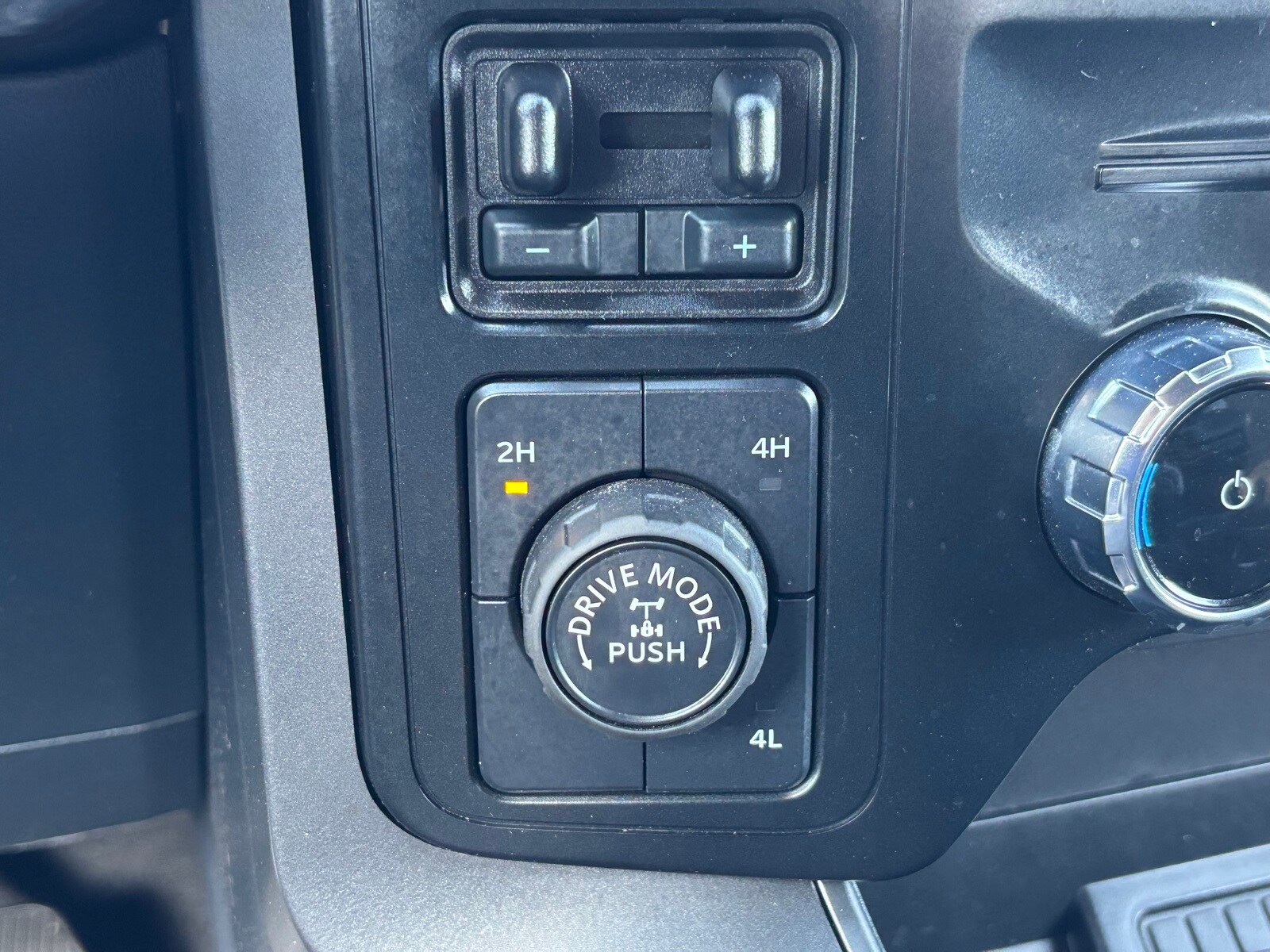2024 Ford F-150 Tremor photo 4