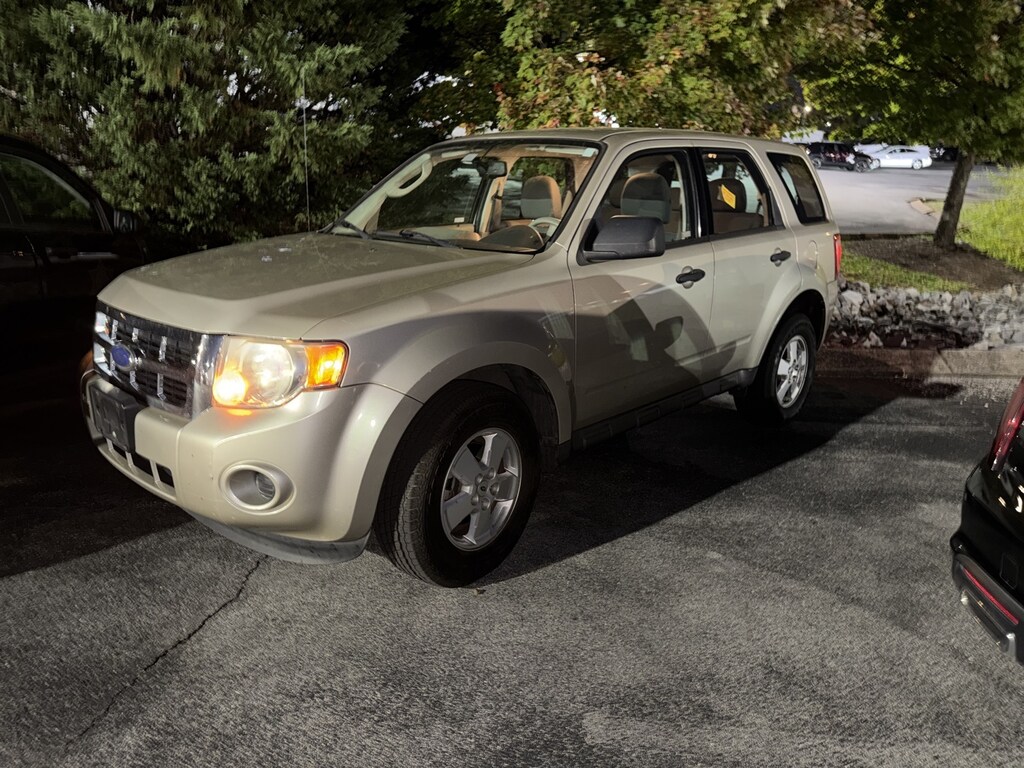 Used 2011 Ford Escape XLS SUV