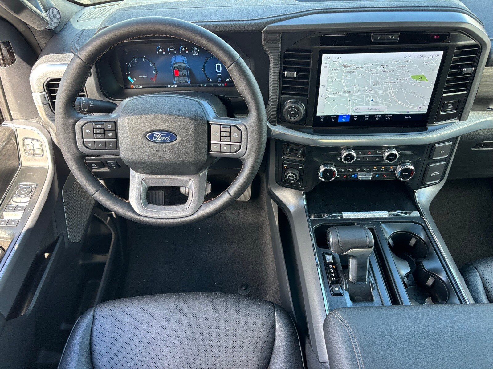2025 Ford F-150 Lariat photo 3
