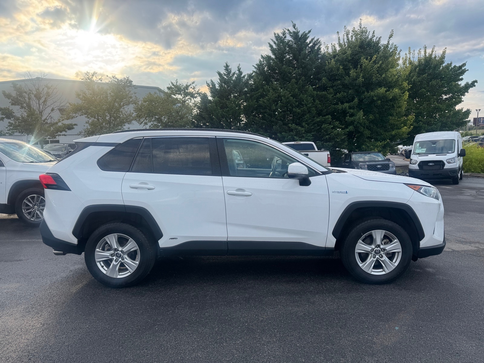 Used 2021 Toyota RAV4 XLE with VIN 4T3RWRFV5MU016659 for sale in Northfield, Minnesota