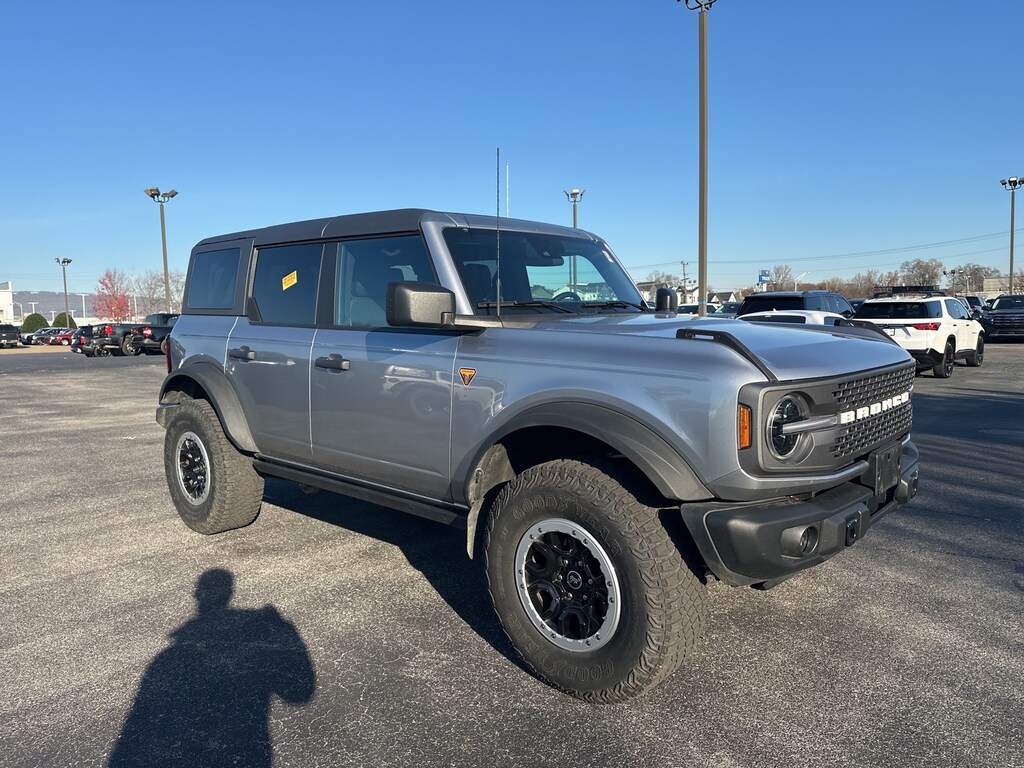 Used 2023 Ford Bronco Badlands SUV